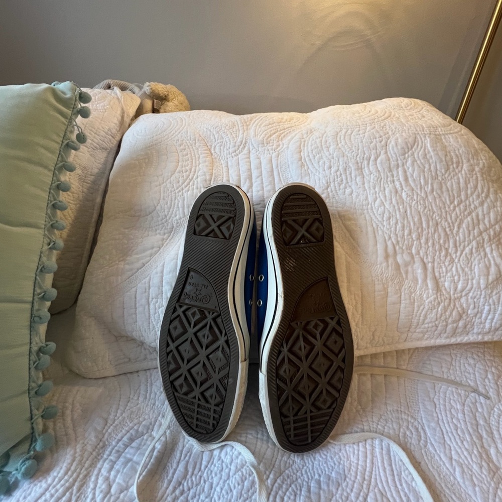 Converse Chuck Taylor Low Top Blue Sneakers - Picture 4 of 5